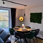 Larice Podgrzewany Basen, Balia I Sauna Świeradów-Zdrój