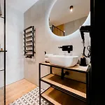 Apartment Larice Podgrzewany Basen, Balia I Sauna *