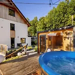 Apartment Larice Podgrzewany Basen, Balia I Sauna