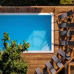 Larice Podgrzewany Basen, Balia I Sauna