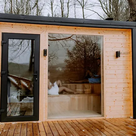 Larice - Podgrzewany Basen, Balia I Sauna Apartment