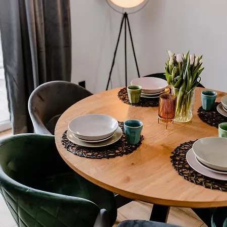 Larice Balia, Sauna, Morsowanie W Basenie Apartment *