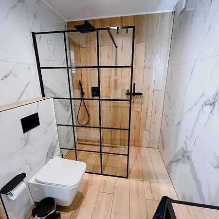 Larice Balia, Sauna, Morsowanie W Basenie