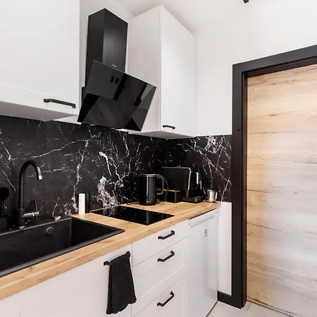 Larice - Podgrzewany Basen, Balia I Sauna Apartment *