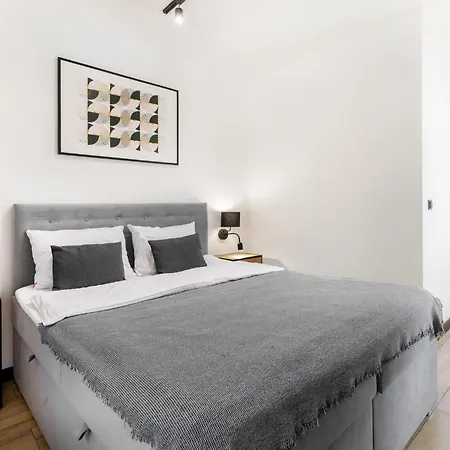 Larice Podgrzewany Basen, Balia I Sauna Apartman Świeradów-Zdrój