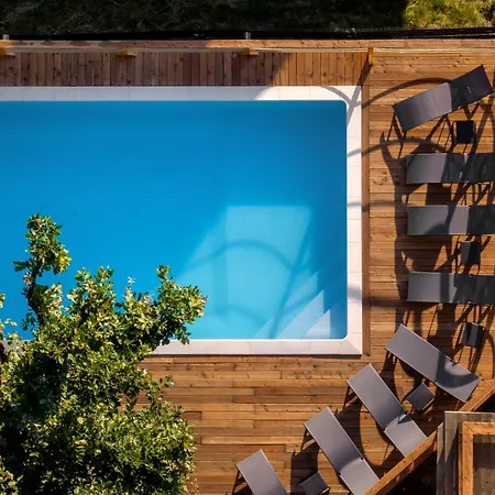 Larice Balia, Sauna, Morsowanie W Basenie