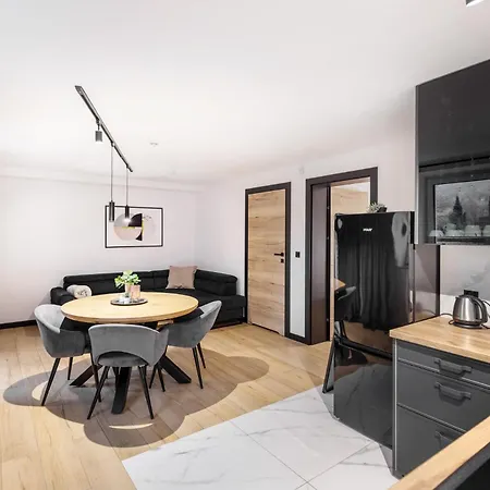 Appartamento Larice Balia, Sauna, Morsowanie W Basenie