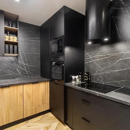 Larice Balia, Sauna, Morsowanie W Basenie Świeradów-Zdrój