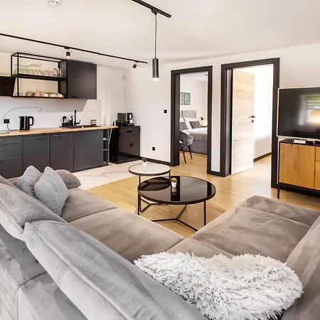 Apartment Larice Podgrzewany Basen, Balia I Sauna *