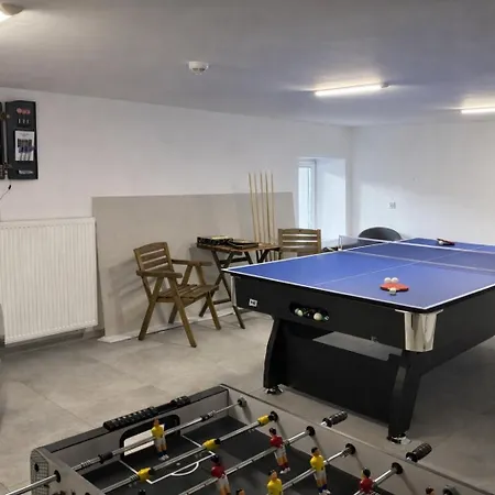 Larice Podgrzewany Basen, Balia I Sauna Apartman Świeradów-Zdrój