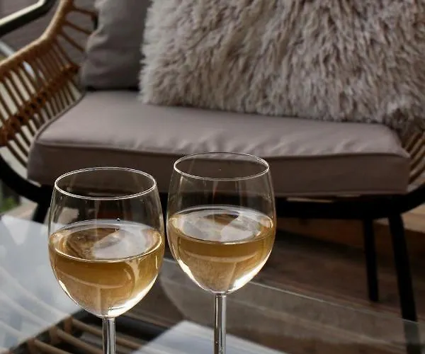 Larice Balia, Sauna I Morsowanie W Basenie アパート