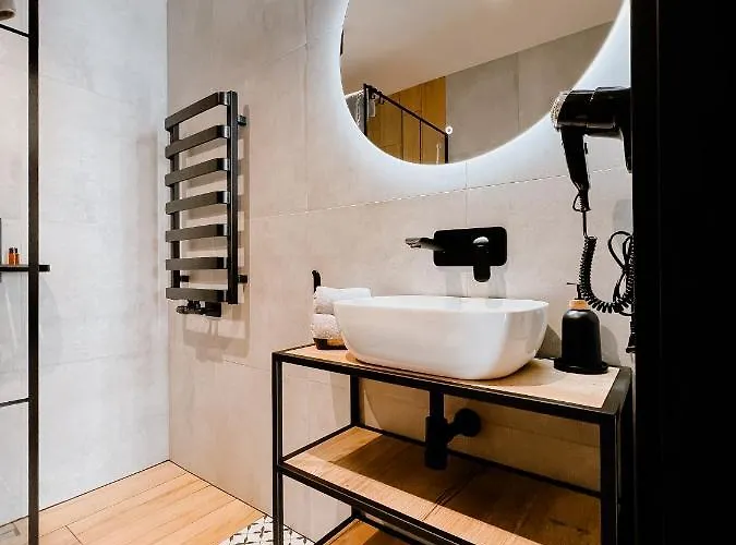 アパート Larice Balia, Sauna I Morsowanie W Basenie *