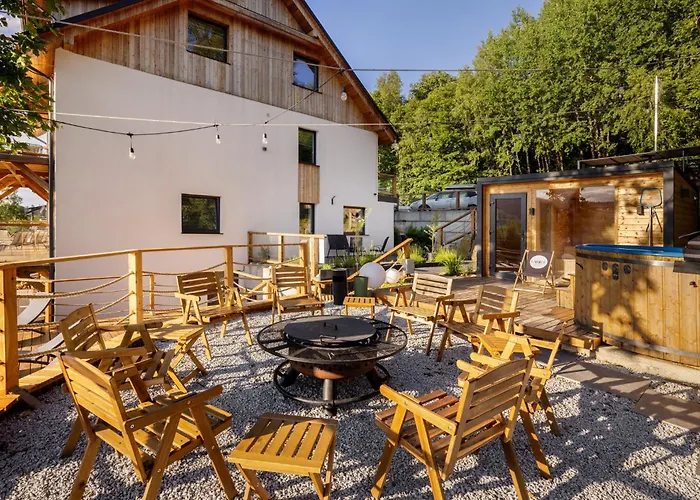 Larice Balia, Sauna I Morsowanie W Basenie شقة *