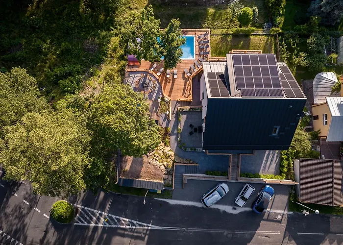 Larice Balia, Sauna I Morsowanie W Basenie アパート