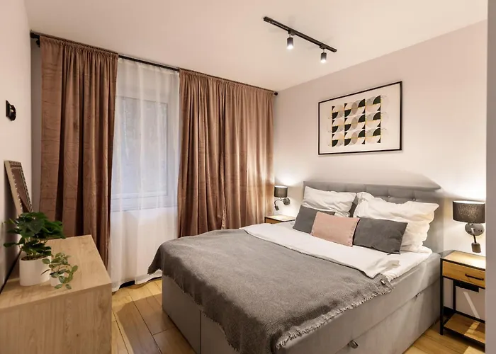 Larice Balia, Sauna I Morsowanie W Basenie Świeradów-Zdrój